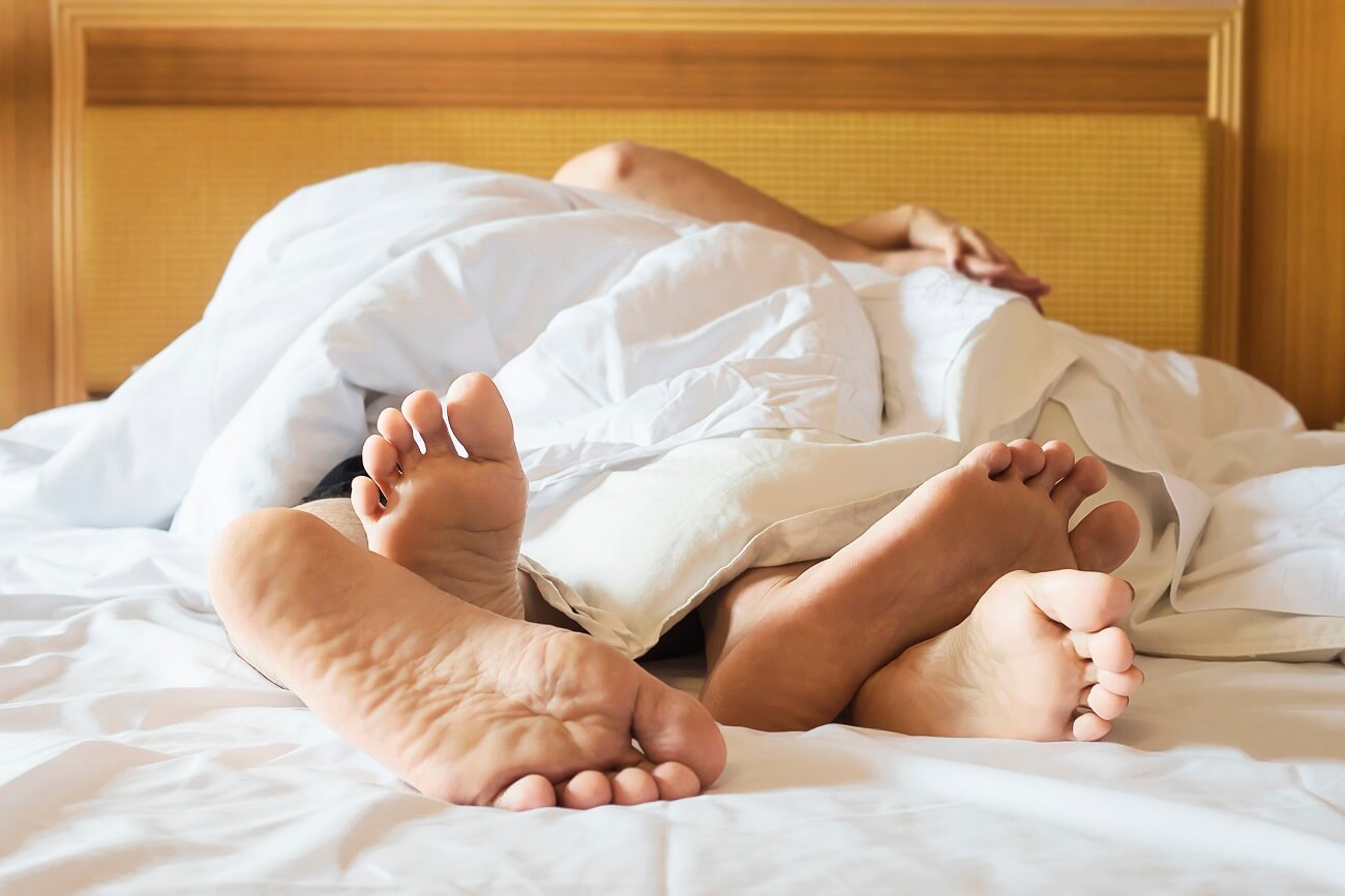 How to Deal with Sex Addiction making love on bed