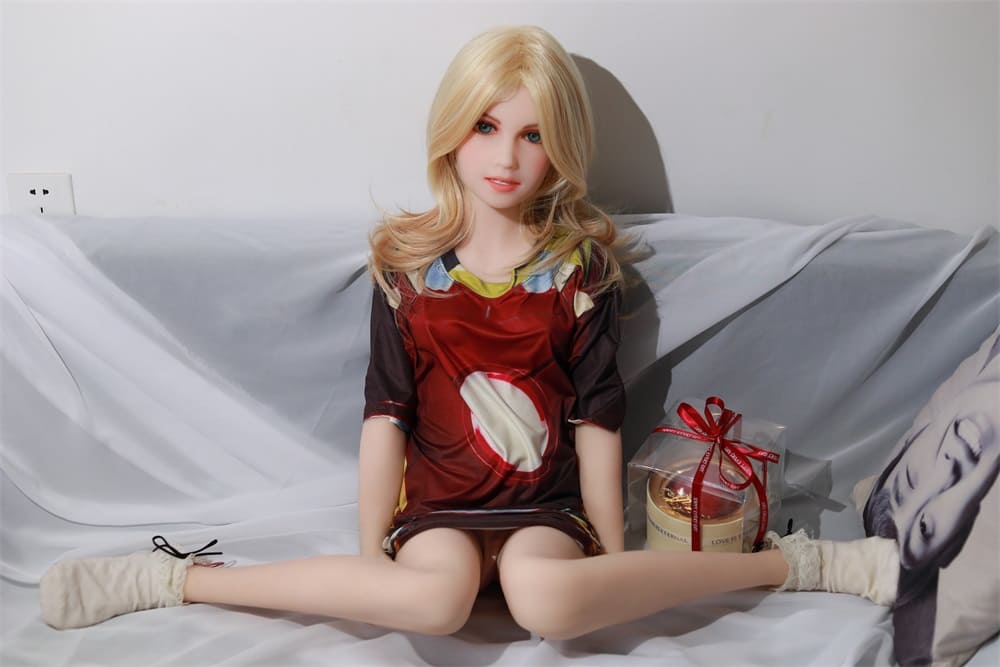 Blonde small breasts teen sex doll